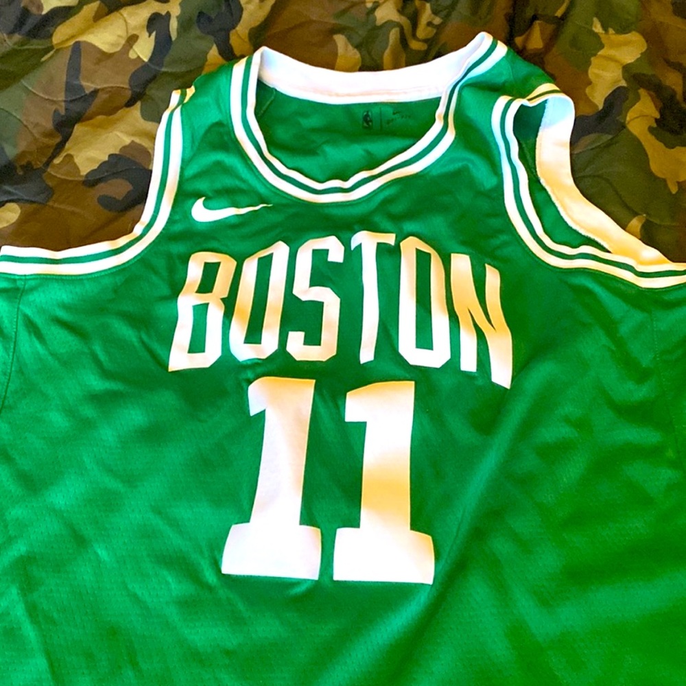 Boston Celtics Basketball Jersey xl
